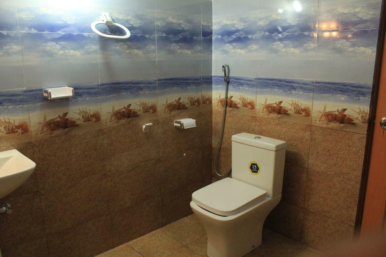 Nature Night Homestay Σιγκιρίγια Εξωτερικό φωτογραφία